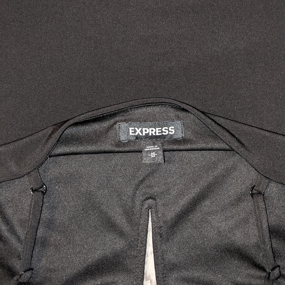 🎂 3/$15 NWOT Express V-Wire Crop Tank Top, Women's Size M (Copy) - Picture 4 of 5